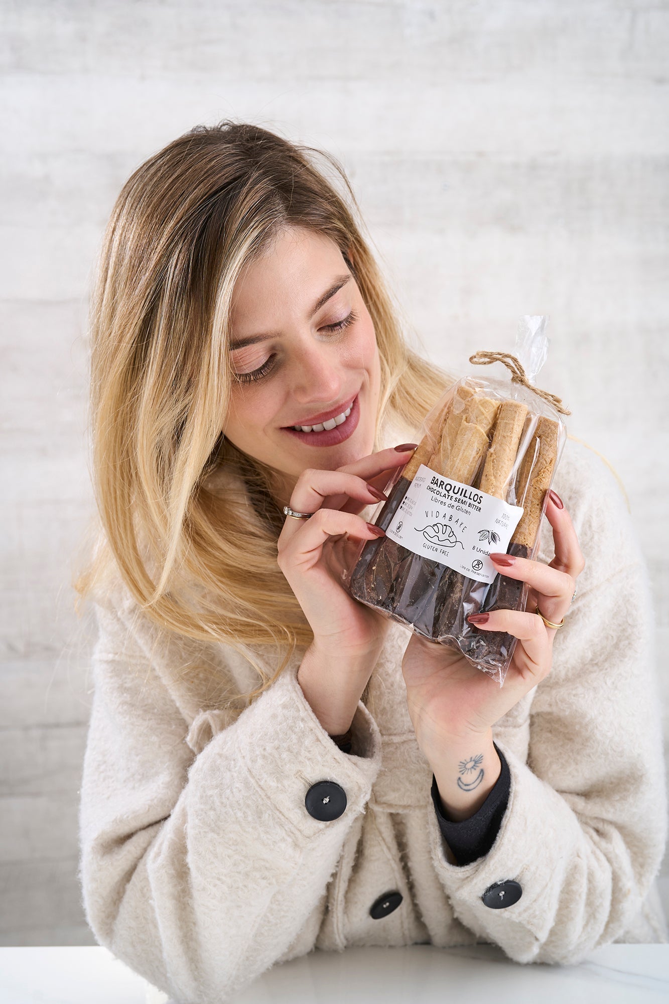 Barquillos Libres de Gluten con Baño de Chocolate Semi Bitter 8 unidades - Vida Bake